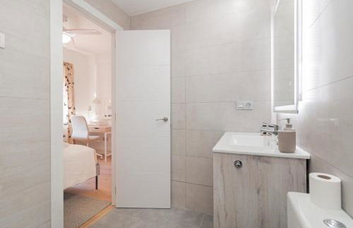 C24 Fantastic 4 Bedroom with Terrace - Foto 21