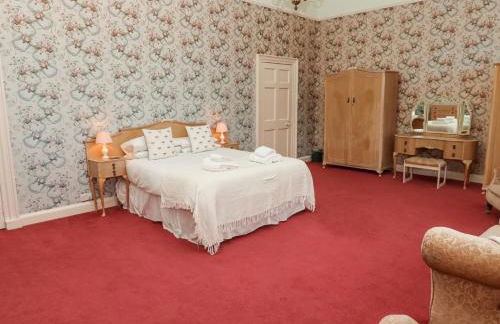 Cheviot Manor - Photo 25