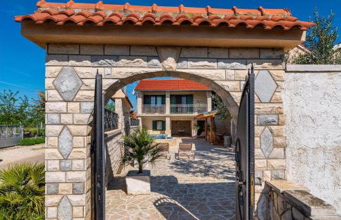 Awesome Home In Benkovac With Wifi - Foto 19