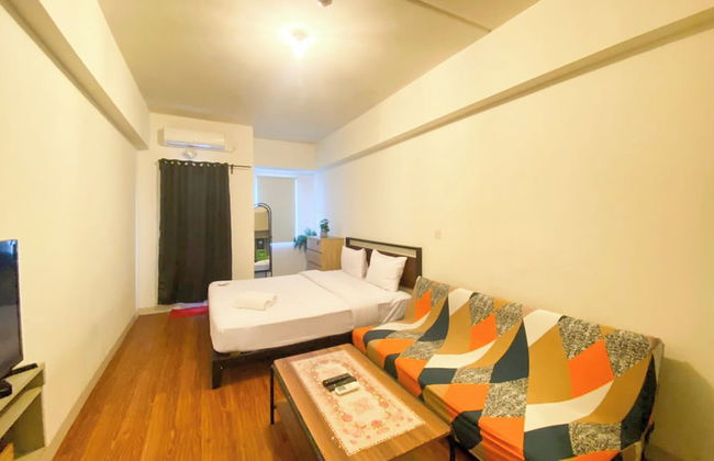 Good And Homey Studio At Candiland Apartment - Photo 2