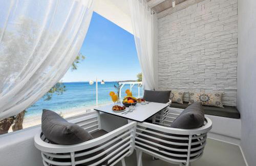 Blue Waves Suites & Apartments - To Kyma - Photo 12