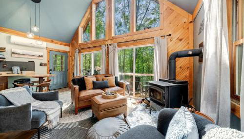 Upscale w Fireplace Fire Pit Games in Gated Comm - Foto 4