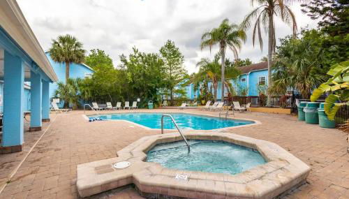 The Villa of Somerset - Foto 2, sunbed, Garden view