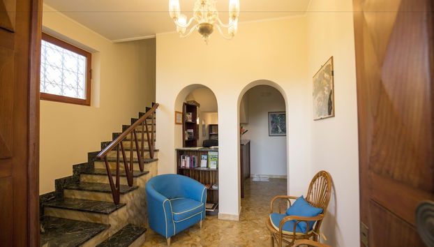 Mostrador de check-in y check-out