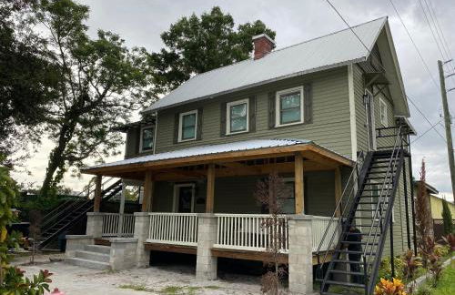 The Front Porch - Photo 39