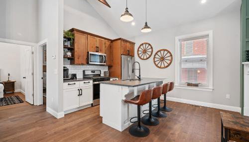 Luxurious Design Easy Access to Downtown Pittsburgh Sleeps 4 - Foto 3, dishwasher