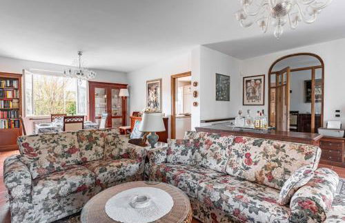 Ponte a Moriano Villa with Private Parking&Garden! - Foto 3