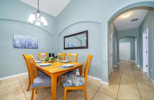 4BR-3BA-Large Private Pool-Free WiFi-Near Disney - Foto 8