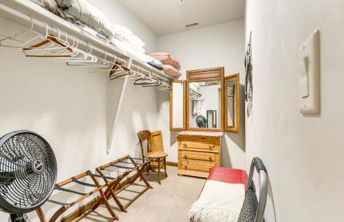 Walkable Apt in Carbondale: 'Luxury Artist's Loft' - Foto 13
