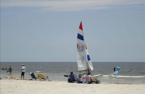 Centennial Coast Cottage - with Heated pool - Foto 13