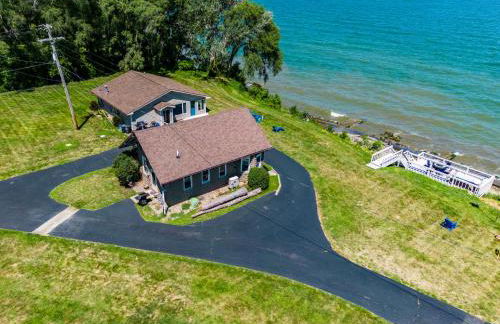 Cozy Lakefront Cottage - Foto 31