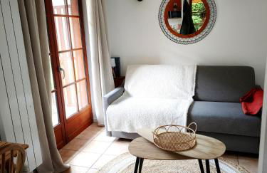 Studio vue montagnes RDC piscine - Foto 13