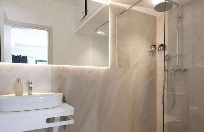 Vallia's Seaview & Stylish Apartments by Konnect, Nisaki - Foto 40