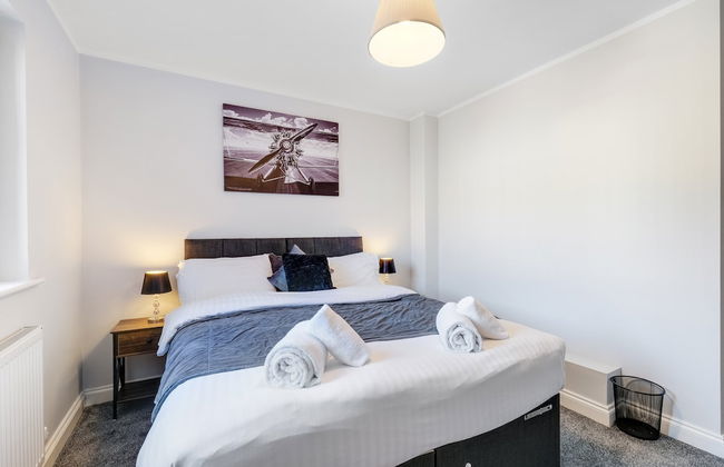 2 Bdrm Penthouse with parking Wycombe - Foto 34