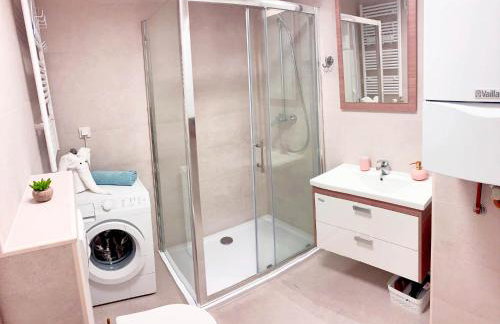 Central Bus Station Apartment - Photo 14