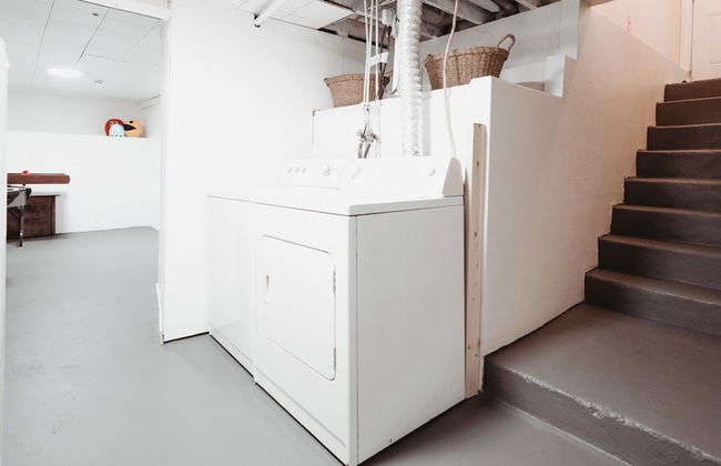 Stay & Play - Central Family Friendly - Photo 13