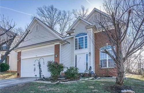 Cozy 4B 2 5B University Home King Beds Jacuzzi - Foto 1