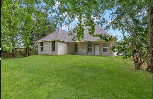 Reduced! Newly Renovated Luxe West Beaumont w Priv - Foto 22