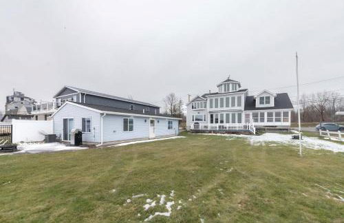 Waterfront Sodus Gem, Dock Game Loft Bay View - Foto 36