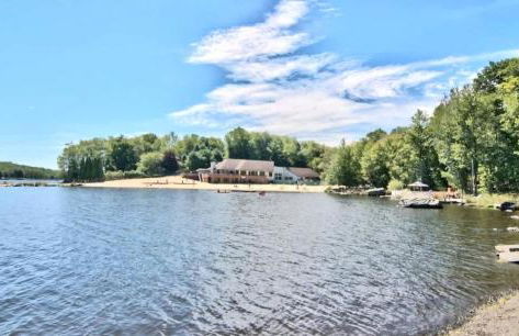 The Hut House 3BR 3BA Game Room Massage Chair - Foto 18