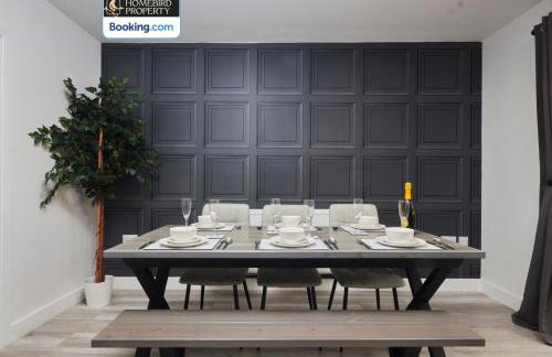 Spacious 4BDR House By Homebird Property Management Short Lets & Serviced Accommodation Leeds With Private Parking & Garden - Foto 11