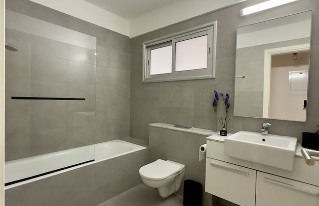 Welcome to Our Luxurious 1-bedroom Private Residence With a Special Patio - Foto 16