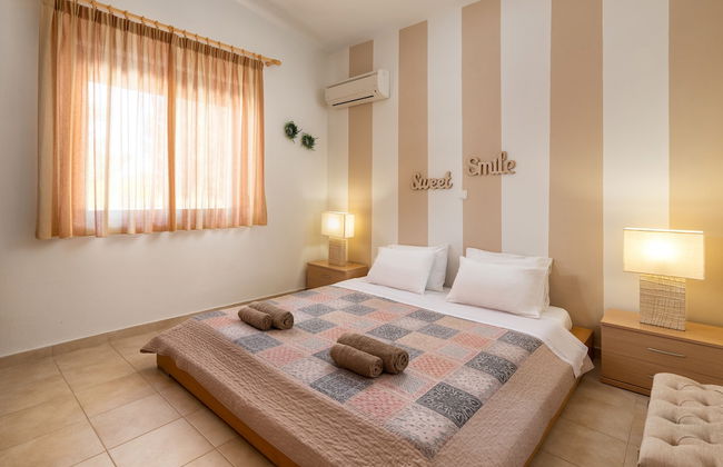 Madia Villa - Photo 4