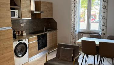 Milan - 2BR 2BA Apt - 5 min walk to Metro & Train - Foto 2, stove, dishwasher