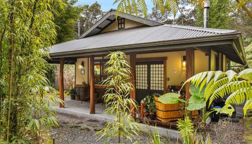 Volcano Tea House Cottage-SpaBath-HotTub-FirePlace - Foto 2, Garden