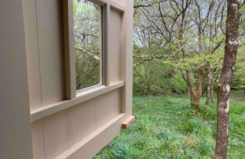 Shepherd's Hut - Sleeps 2 - Pet Friendly - Parking - Foto 40