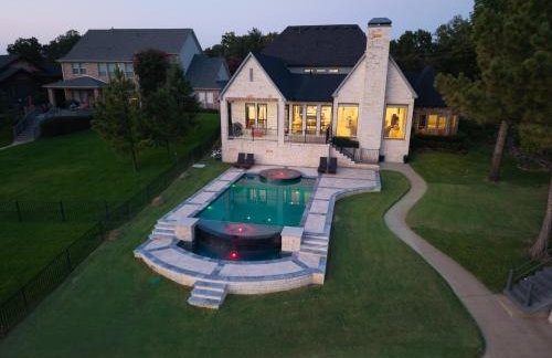 Cedar Creek Lake Villa Pool Hot Tub Dock Fishing Golf Dallas Sleeps 20 - Foto 3