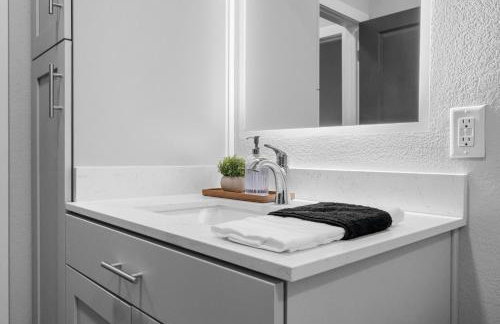 1BR Retreat Near Walmart Campus & AMP U of A - Foto 25