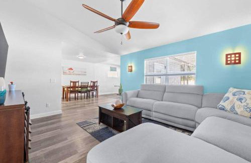 3 TVs Pool Spa W/D Netflix 20 mins to Airport A/C - Foto 25