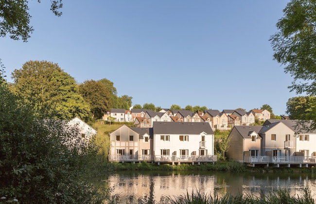 Apartment in Branville in a Nice Area - Photo 1