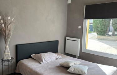 Location appartement 1 chambre plus dépendance en supplément voir descriptif dans un mas provençal au coeur du luberon - Photo 23