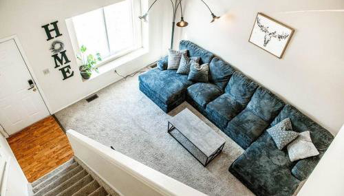 PET FRIENDLY: COZY GETAWAY, CENTRALLY LOCATED - Photo 5