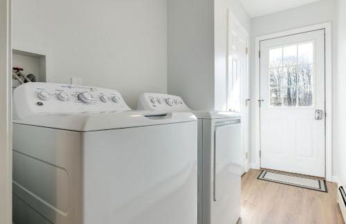 3 BR Private Pondside View New Reno [Moose Lodge] - Foto 18