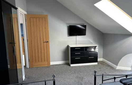 Old School House - Photo 31