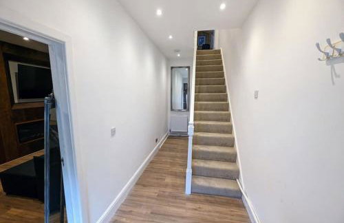 Stylish House in Welsh Hills, Sleeps 8 to 12 - Foto 6