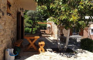 Chaihoutes stone House and Villa into Olive farm in Zia - Photo 72