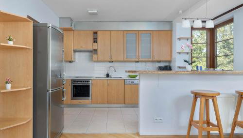 Kazimierza Wielkiego 2-Bedroom Apartment with Parking by Noclegi Renters - Foto 3