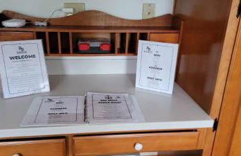 100 Acre Red Brick Ranch Hocking Hills Cabin Hot Tub 12 - Foto 15