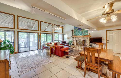 Waterfront Gem on Lake Martin with Kayaks and Dock! - Foto 3