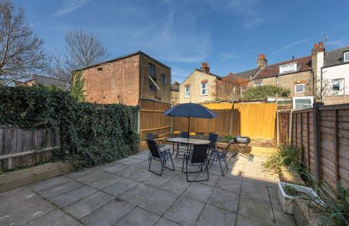 Modern 4 Bedroom House In Woodgreen - Foto 5