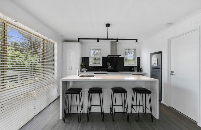 Beauty AND THE Peace - Inlet Side - Photo 4