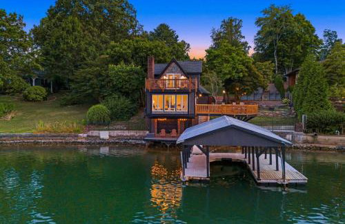 North Shore Lake - Lakefront Escape, Dock Access and Mountain Views! - Photo 7