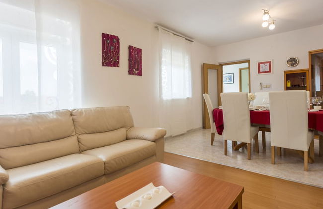 Villa in Kujici Near Beach With Pool - Foto 21