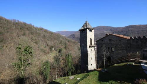 GOLDEN SPUR COTTAGE - Photo 3