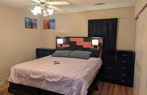 12 mi from Parris Island Cozy home - Photo 4