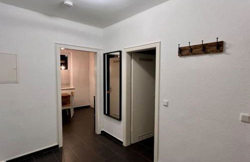 Ruhig & Zentral - 2 Kingsize Betten - Wi-Fi - Foto 9